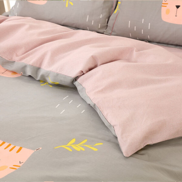 4-Piece Cotton Bedding Set – Soft & Breathable Duvet Cover Set with Pillowcases - Image 5