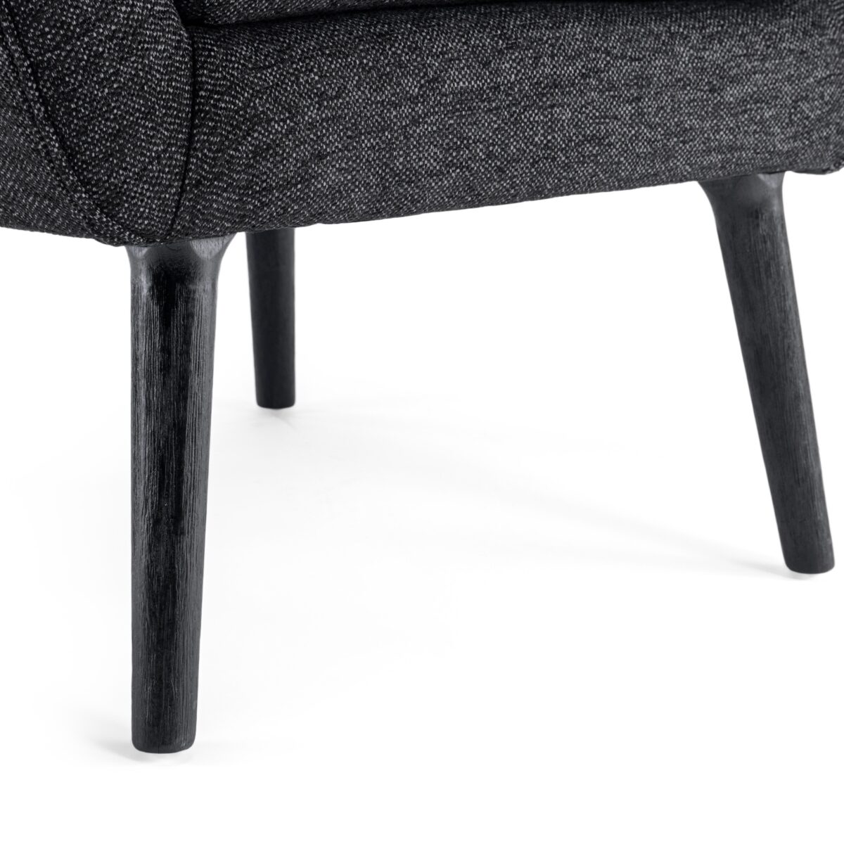 Modern Arm Chair – Stylish & Comfortable Accent Seating for Any Room 
