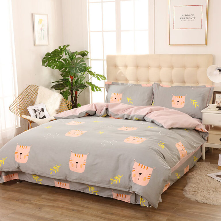 4-Piece Cotton Bedding Set – Soft & Breathable Duvet Cover Set with Pillowcases 